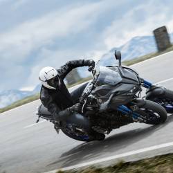 Yamaha Niken, la prima moto al mondo con coppia di ruote all’anteriore