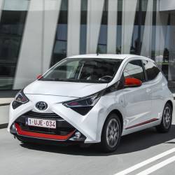 Toyota Aygo, rinnovamento per la city car nel model year 2018