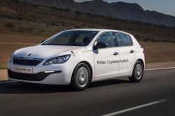 Peugeot 308: con il 3 cilndri PureTech è record di consumi