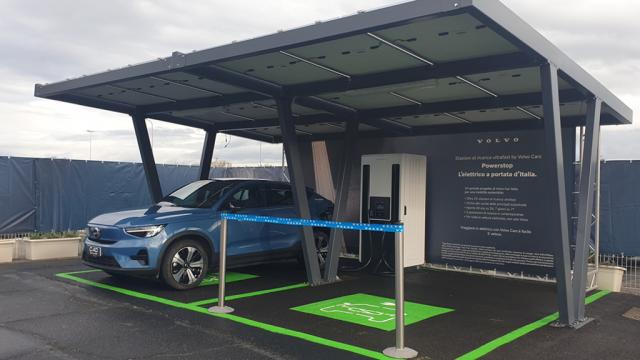 Volvo inaugura a Roma la nuova stazione Powerstop