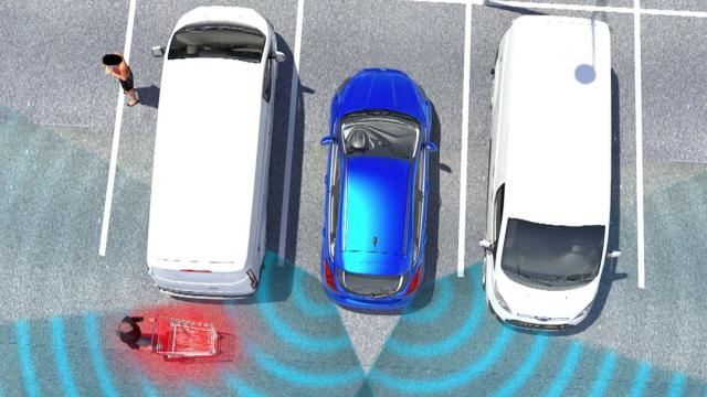 Nuove tecnologie Ford di assistenza alla guida