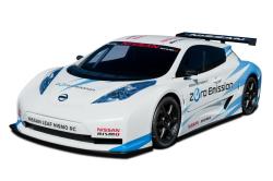 NISSAN LEAF NISMO RC in pista a Le Mans