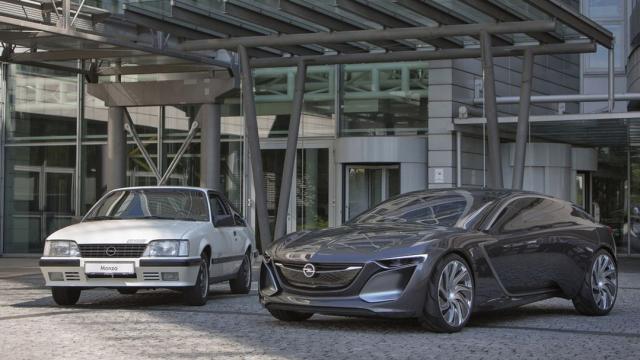 Opel Monza Concept e Astra 