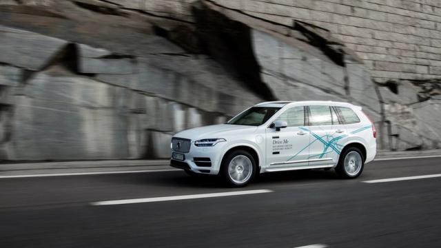 Uber e Volvo insieme per il taxi autonomo