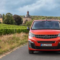 Opel Zafira-e Life: da 6 a 9 posti a emissioni Zero