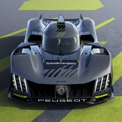 Peugeot ritorna a Le Mans con la 9X8