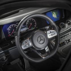 Mercedes CLS, la coupé a 4 porte con ambizioni sportive e da ammiraglia