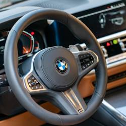 BMW Serie 4 2021, muso grintoso e artigli affilati