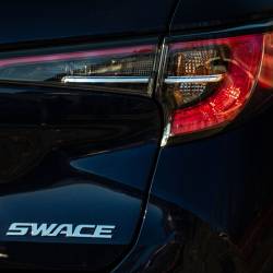 Suzuki Swace, la station wagon Full Hybrid per la massima funzionalità