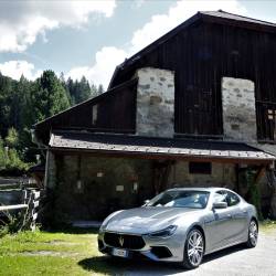 Viaggio di classe a bordo della Maserati Ghibli GT Hybrid