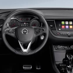 Nuovi motore, cambio e allestimento al top della gamma Opel Grandland X