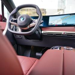 BMW iX: la nuova ammiraglia elettrica della Casa bavarese