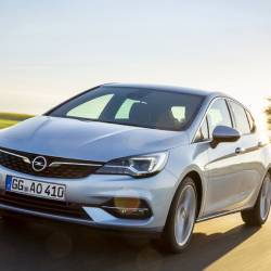 Novità Opel: Corsa, Grandland X Plug-In Hybrid4, Astra e Zafira Life