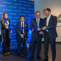 A Roma e Milano inaugurati i due Centri italiani per la distribuzione delle Alpine A110 