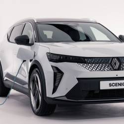 Renault Scenic E-tech electric debutta allo IAA di Monaco