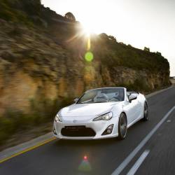 TOYOTA FT-86 OPEN Concept